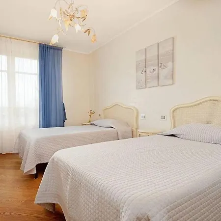 Lucca Splendory Nest Apartamento *